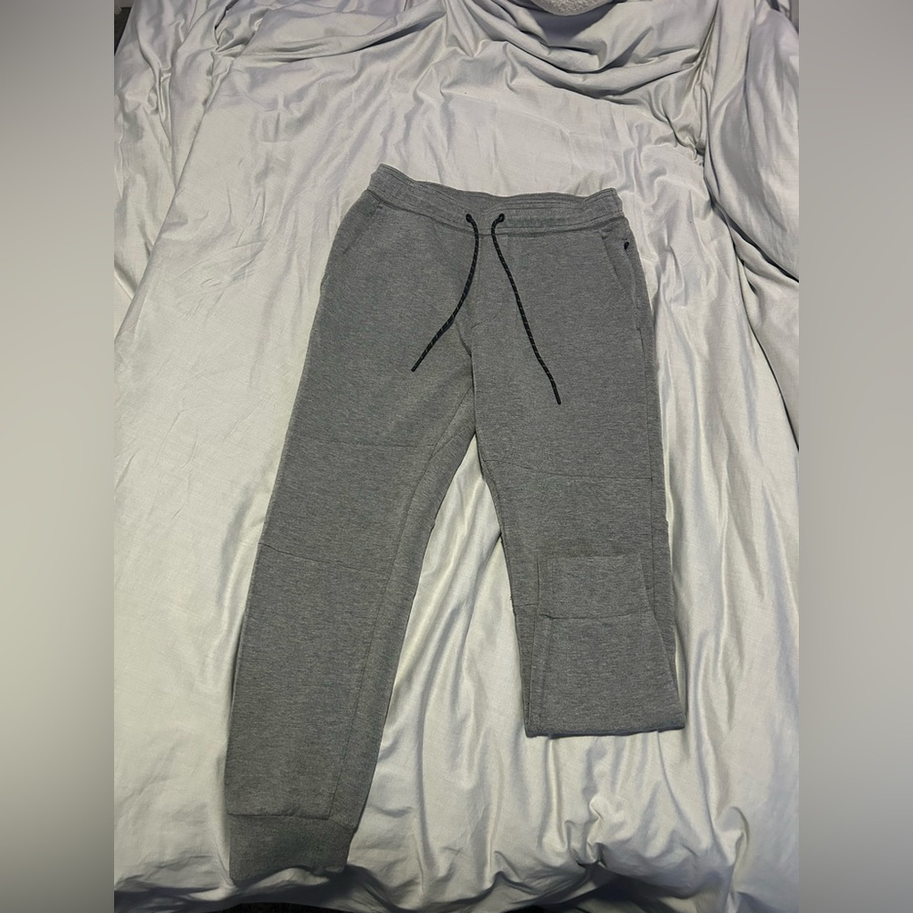 American Eagle Joggers/Pants